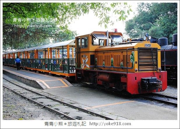 烏樹林糖廠坐五分車遊園